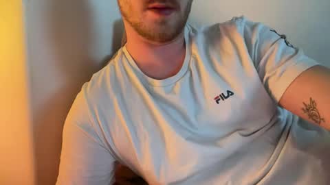 Snapshot of sven118189 chatting on November 30, 2025, 2:54 pm sven118189 online show from November 30, 2025, 2:54 pm