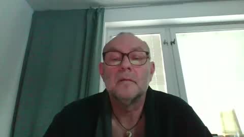 svenskdaddy online show from January 16, 2025, 8:43 am