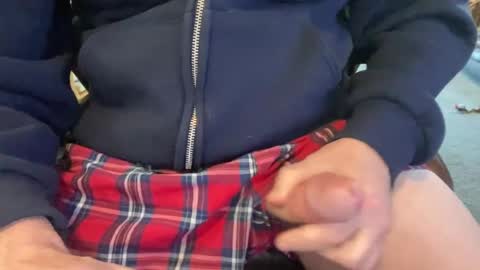 Snapshot of svscruz831 chatting on February 10, 2025, 6:24 pm VersDad55 online show from February 10, 2025, 6:24 pm