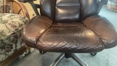 Snapshot of svscruz831 chatting on November 3, 2025, 6:20 pm VersDad55 online show from November 3, 2025, 6:20 pm