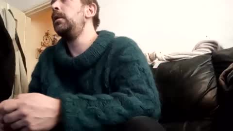 sweaterboy666 online show from February 17, 2026, 10:56 am