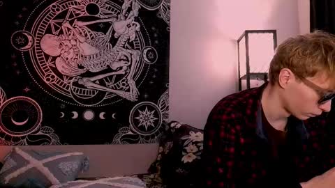 sweaties3 online show from January 10, 2026, 2:41 pm