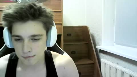 sweeetyangeel online show from October 22, 2025, 5:13 pm