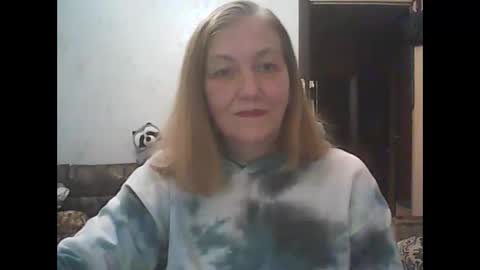 sweet4blonde67 online show from April 27, 2026, 2:48 pm