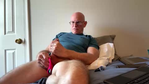 Zeppelin man online show from April 18, 2026, 4:11 pm