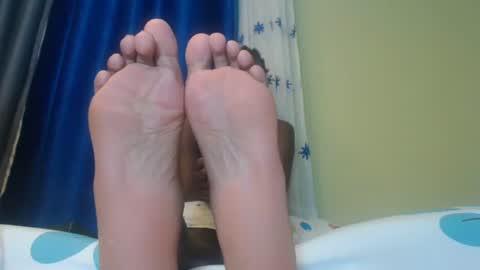 Snapshot of sweet69petyte chatting on December 26, 2024, 1:32 pm Petite Queen online show from December 26, 2024, 1:32 pm