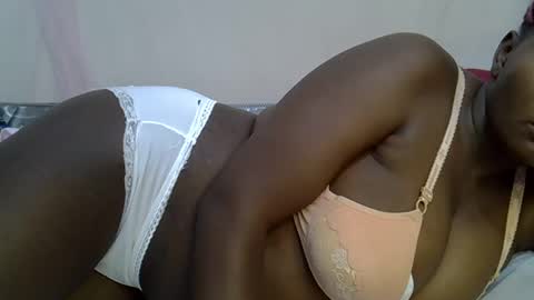 Cecee online show from May 16, 2026, 2:41 am