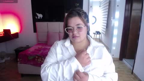 sweet__cat__ online show from March 25, 2026, 6:58 pm