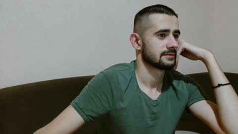 BredEmiliya online show from December 4, 2024, 8:07 pm