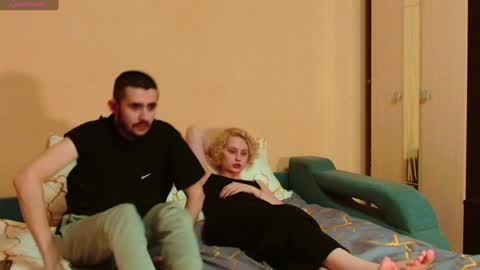 BredEmiliya online show from January 13, 2025, 4:39 am