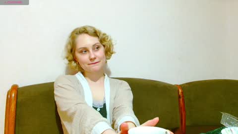 BredEmiliya online show from February 2, 2025, 6:10 pm