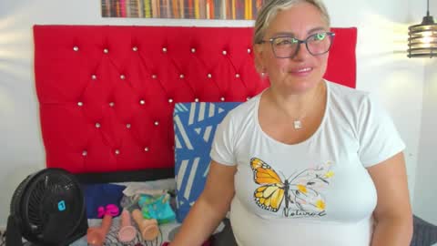 Carolina online show from September 25, 2025, 3:05 pm