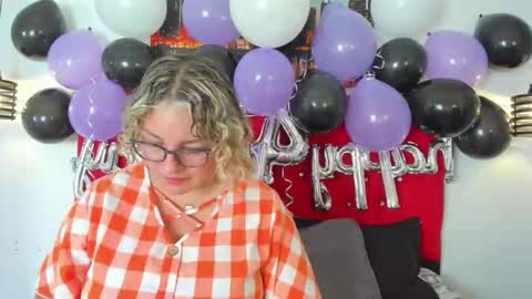 Carolina online show from October 1, 2025, 3:07 pm