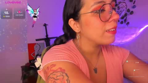 Snapshot of sweet_afrodita777 chatting on October 25, 2025, 10:26 pm Afrodita online show from October 25, 2025, 10:26 pm