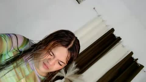 Snapshot of sweet_ahrii chatting on October 29, 2025, 7:21 am CLEO online show from October 29, 2025, 7:21 am