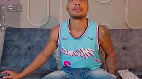 Snapshot of sweet_alessandro1 chatting on July 5, 2026, 1:18 pm alessandre online show from July 5, 2026, 1:18 pm