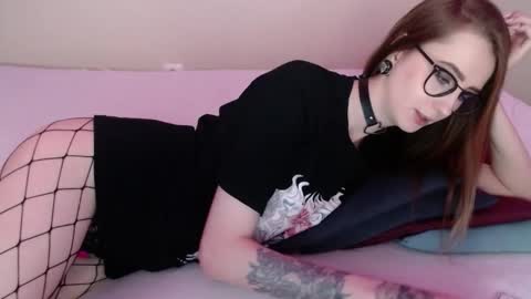 Snapshot of sweet_alica15 chatting on November 8, 2025, 5:23 pm Alice online show from November 8, 2025, 5:23 pm