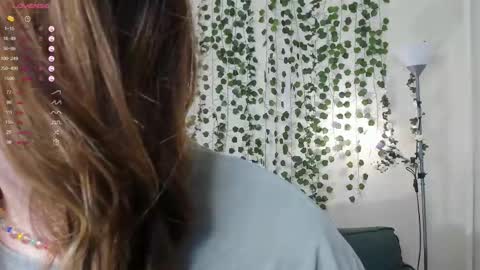 Snapshot of sweet_and_flirt chatting on November 1, 2025, 7:10 am Alice online show from November 1, 2025, 7:10 am