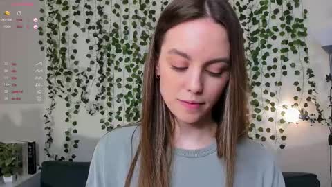 Snapshot of sweet_and_flirt chatting on November 11, 2025, 7:30 am Alice online show from November 11, 2025, 7:30 am