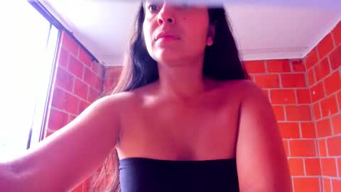 Snapshot of sweet_and_hot_alaia chatting on November 12, 2025, 5:13 pm sweet and hot alaia online show from November 12, 2025, 5:13 pm