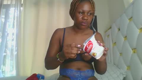 Snapshot of sweet_blackgal chatting on January 9, 2025, 9:37 am Lavie online show from January 9, 2025, 9:37 am