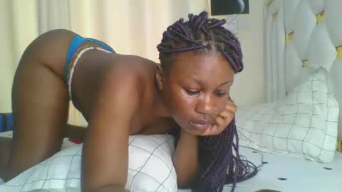 Snapshot of sweet_blackgal chatting on January 26, 2025, 5:23 am Lavie online show from January 26, 2025, 5:23 am