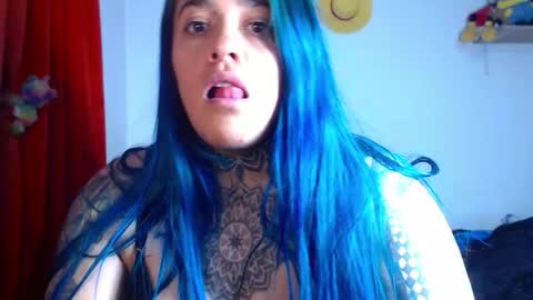 Snapshot of sweet_bubblee chatting on November 27, 2025, 12:24 am Bubbles online show from November 27, 2025, 12:24 am