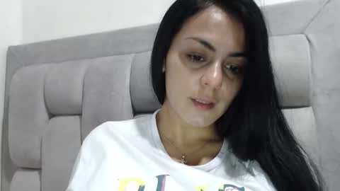 Snapshot of sweet_bunnyxx chatting on September 29, 2025, 1:49 pm dulce online show from September 29, 2025, 1:49 pm