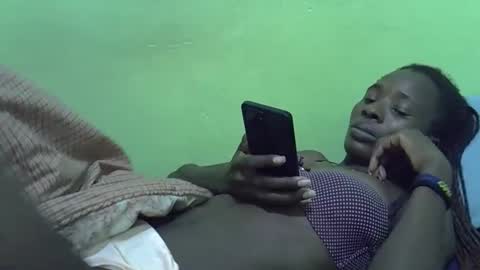 sweet_candie01 online show from February 24, 2026, 6:06 pm