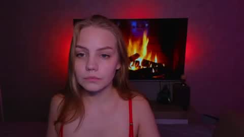 Snapshot of sweet_corner chatting on June 11, 2026, 7:12 pm Jodie online show from June 11, 2026, 7:12 pm