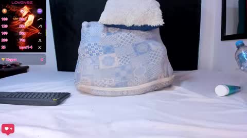 kandy  muller online show from October 23, 2025, 7:34 pm