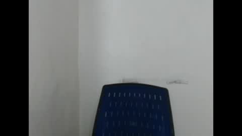 sweet_ebonycum online show from April 27, 2026, 9:40 am