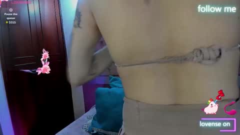 Snapshot of sweet_emmili chatting on February 4, 2026, 12:00 pm emmili online show from February 4, 2026, 12:00 pm