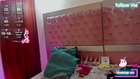 Snapshot of sweet_emmili chatting on February 19, 2026, 12:23 pm emmili online show from February 19, 2026, 12:23 pm