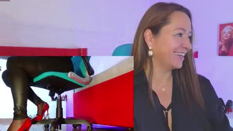 Sweet Evans online show from September 24, 2025, 3:10 am