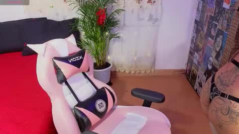 Snapshot of sweet_explotion chatting on December 2, 2025, 3:01 am sweet thani online show from December 2, 2025, 3:01 am