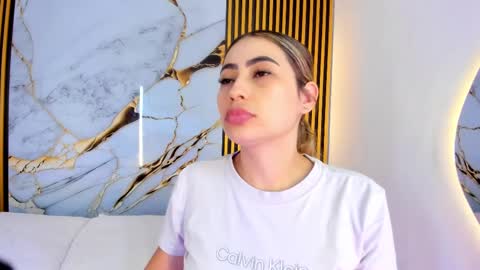 Snapshot of sweet_flame_ chatting on September 29, 2025, 7:40 pm sweet_flame_ online show from September 29, 2025, 7:40 pm