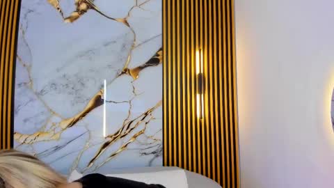 Snapshot of sweet_flame_ chatting on October 1, 2025, 7:09 pm sweet_flame_ online show from October 1, 2025, 7:09 pm