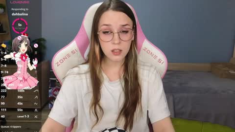 Snapshot of sweet_frosty chatting on December 14, 2024, 4:56 am Alice online show from December 14, 2024, 4:56 am