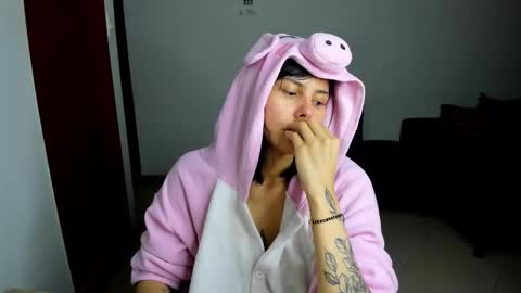 Hanna online show from September 26, 2025, 3:43 am