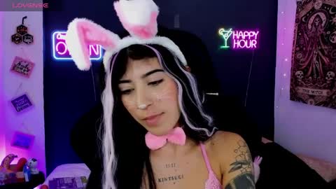 Dahnna online show from April 6, 2026, 7:09 am