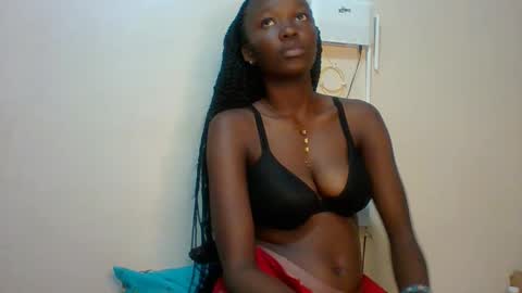 Snapshot of sweet_kcandy chatting on May 6, 2026, 9:20 pm Sweet KCandy online show from May 6, 2026, 9:20 pm