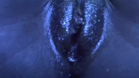 Leen online show from March 3, 2026, 9:53 pm