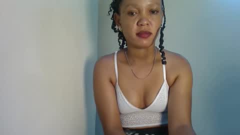 Snapshot of sweet_likey chatting on February 20, 2026, 6:26 am sweet likey online show from February 20, 2026, 6:26 am