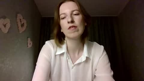 Snapshot of sweet_lilbunny chatting on October 20, 2025, 3:23 pm sweet_lilbunny online show from October 20, 2025, 3:23 pm