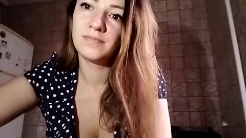 Anna online show from March 3, 2025, 6:04 am