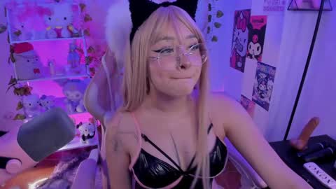 sweet_lilly_sweet online show from May 28, 2026, 1:14 am