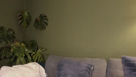 Snapshot of sweet_mara_cat chatting on January 22, 2025, 12:59 am Mor online show from January 22, 2025, 12:59 am