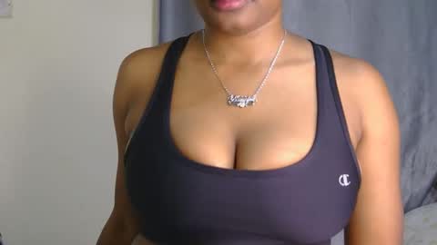 Snapshot of sweet_miah12 chatting on March 9, 2026, 6:23 pm Queen debby online show from March 9, 2026, 6:23 pm