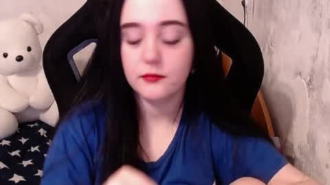 Snapshot of sweet_my_dream chatting on December 17, 2024, 7:07 am sweet_my_dream online show from December 17, 2024, 7:07 am